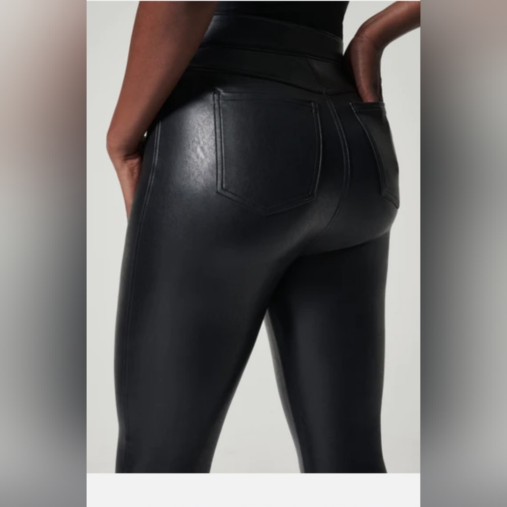Spanx Size Large Leather Like Skinny Ankle Pant Leggings NWT